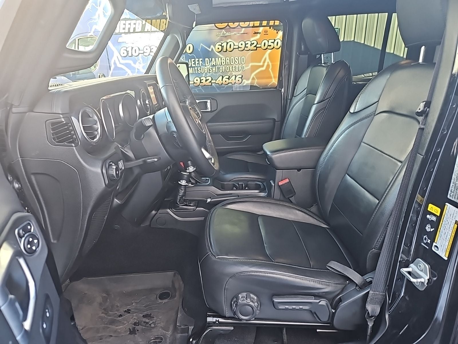 2023 Jeep Wrangler 4-Door Sahara Altitude 4x4