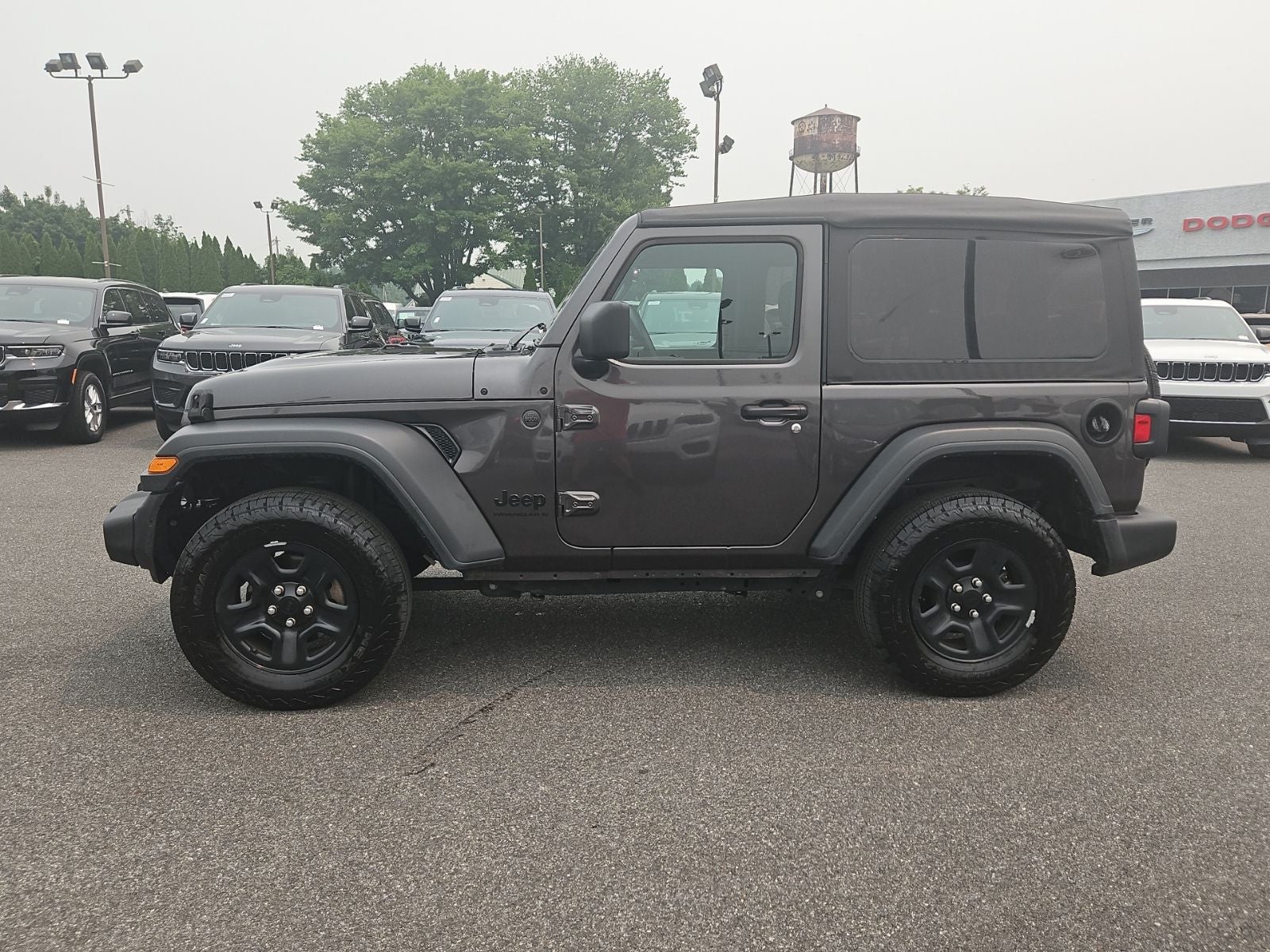2025 Jeep Wrangler 2-Door Sport 4x4