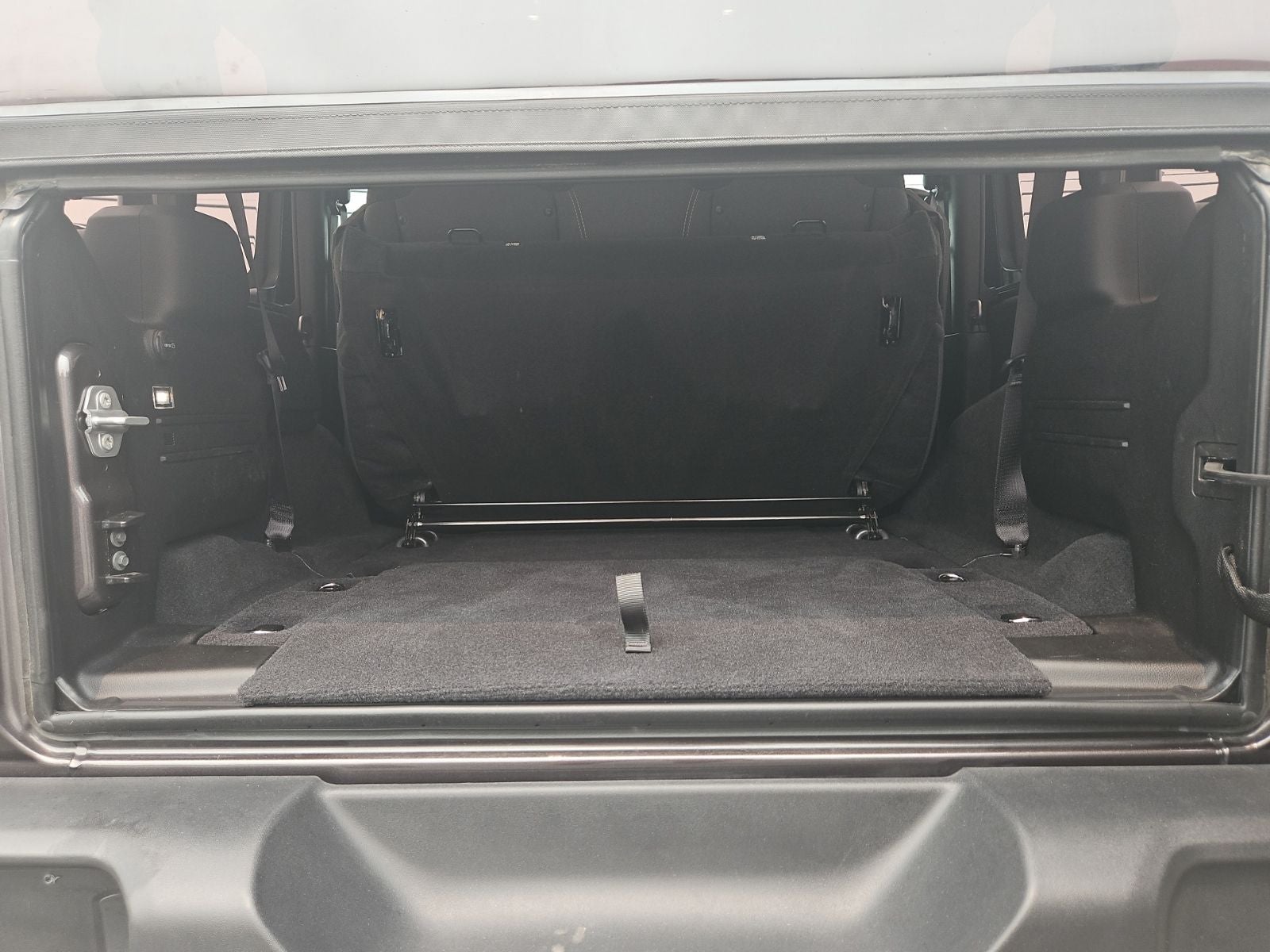 2025 Jeep Wrangler 2-Door Sport 4x4