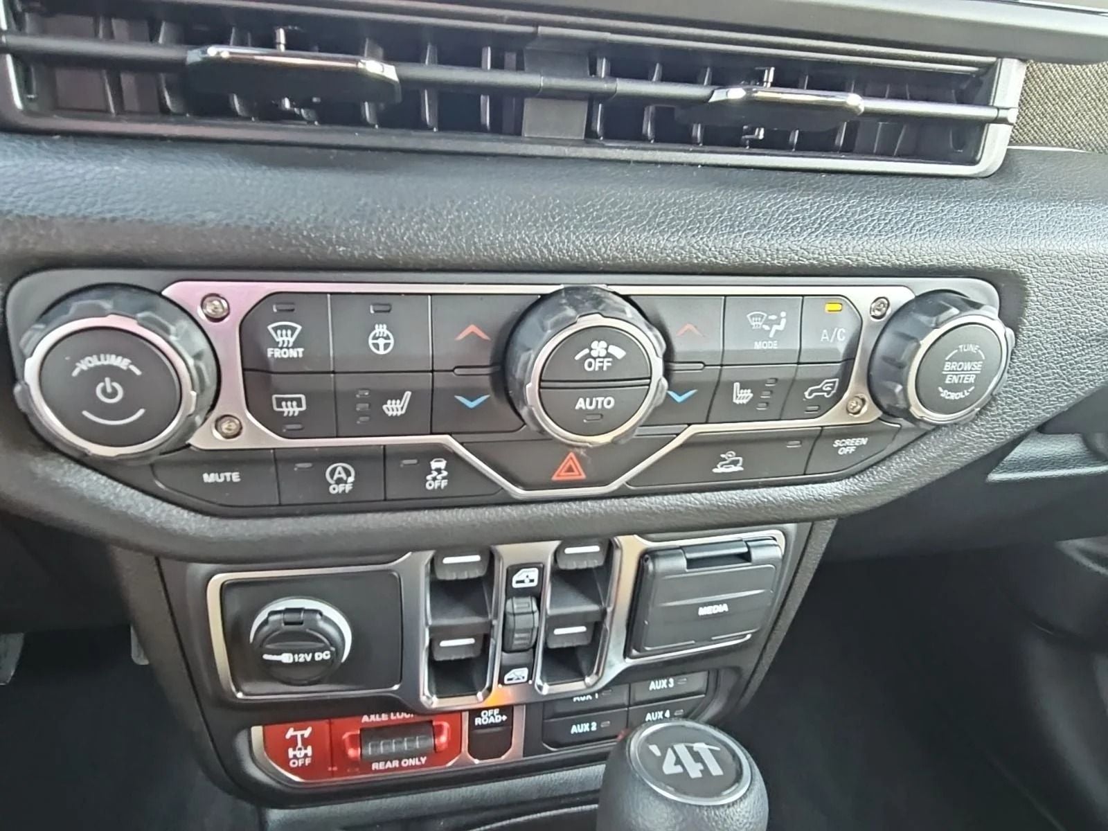 2026 Jeep Wrangler WRANGLER 4-DOOR WILLYS '41