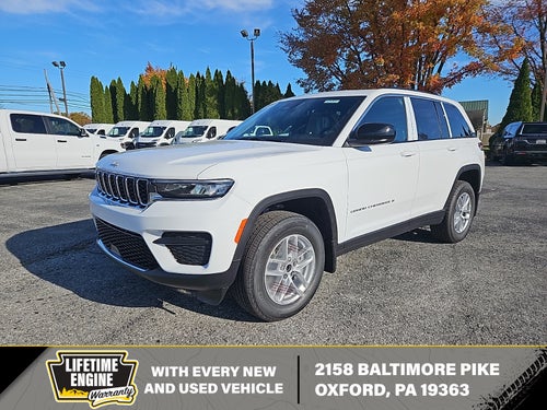 2025 Jeep Grand Cherokee GRAND CHEROKEE LAREDO X 4X4