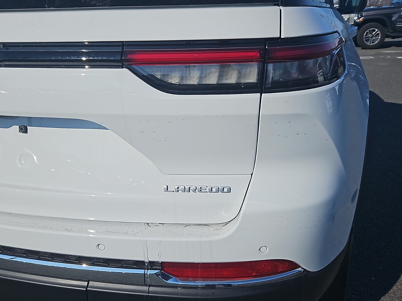 2025 Jeep Grand Cherokee GRAND CHEROKEE LAREDO X 4X4