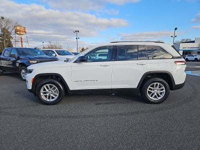 2024 Jeep Grand Cherokee Laredo 4x4