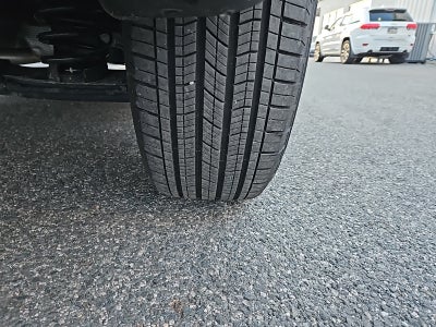 2024 Jeep Grand Cherokee Laredo 4x4