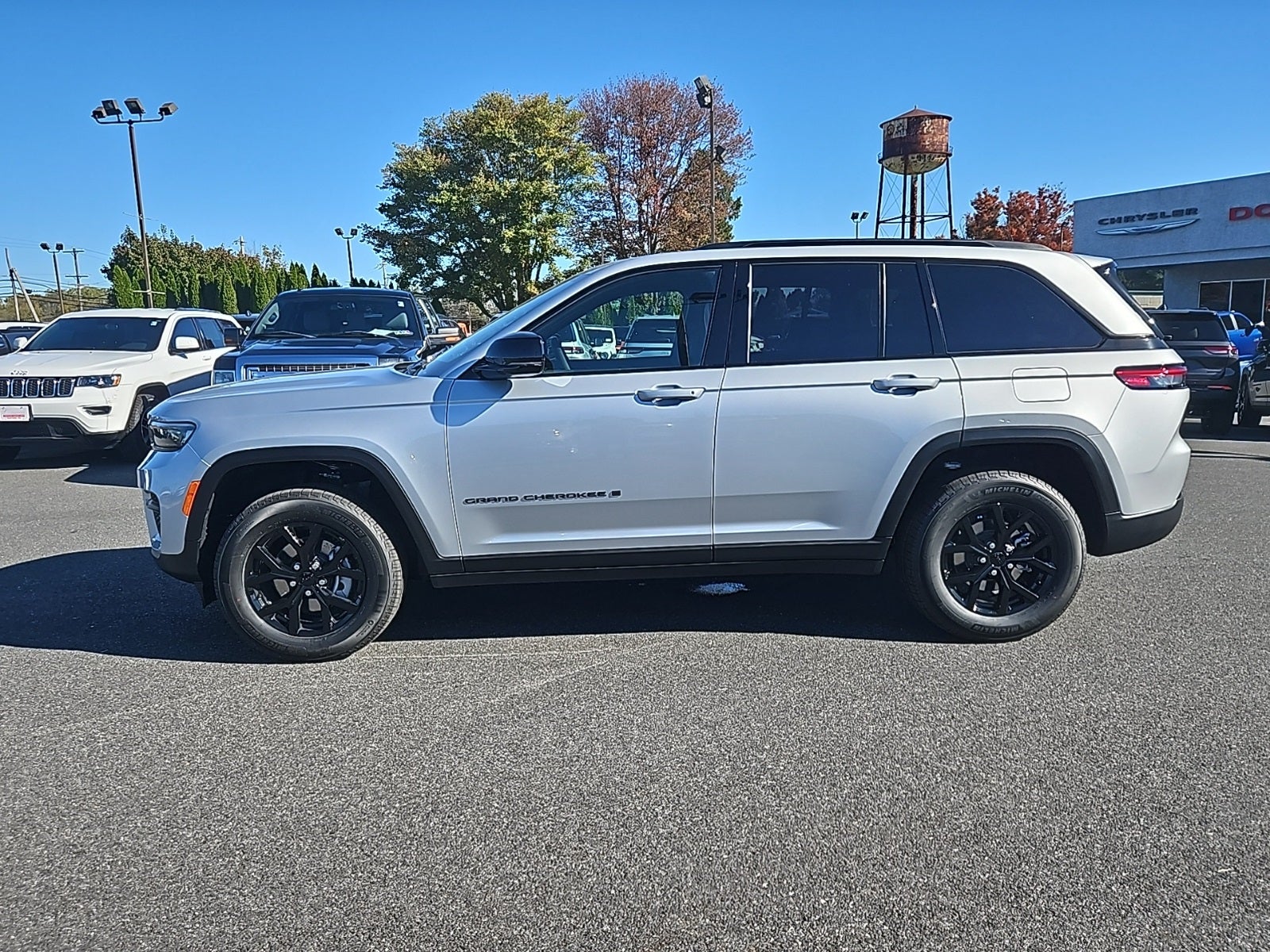 2025 Jeep Grand Cherokee GRAND CHEROKEE ALTITUDE X 4X4