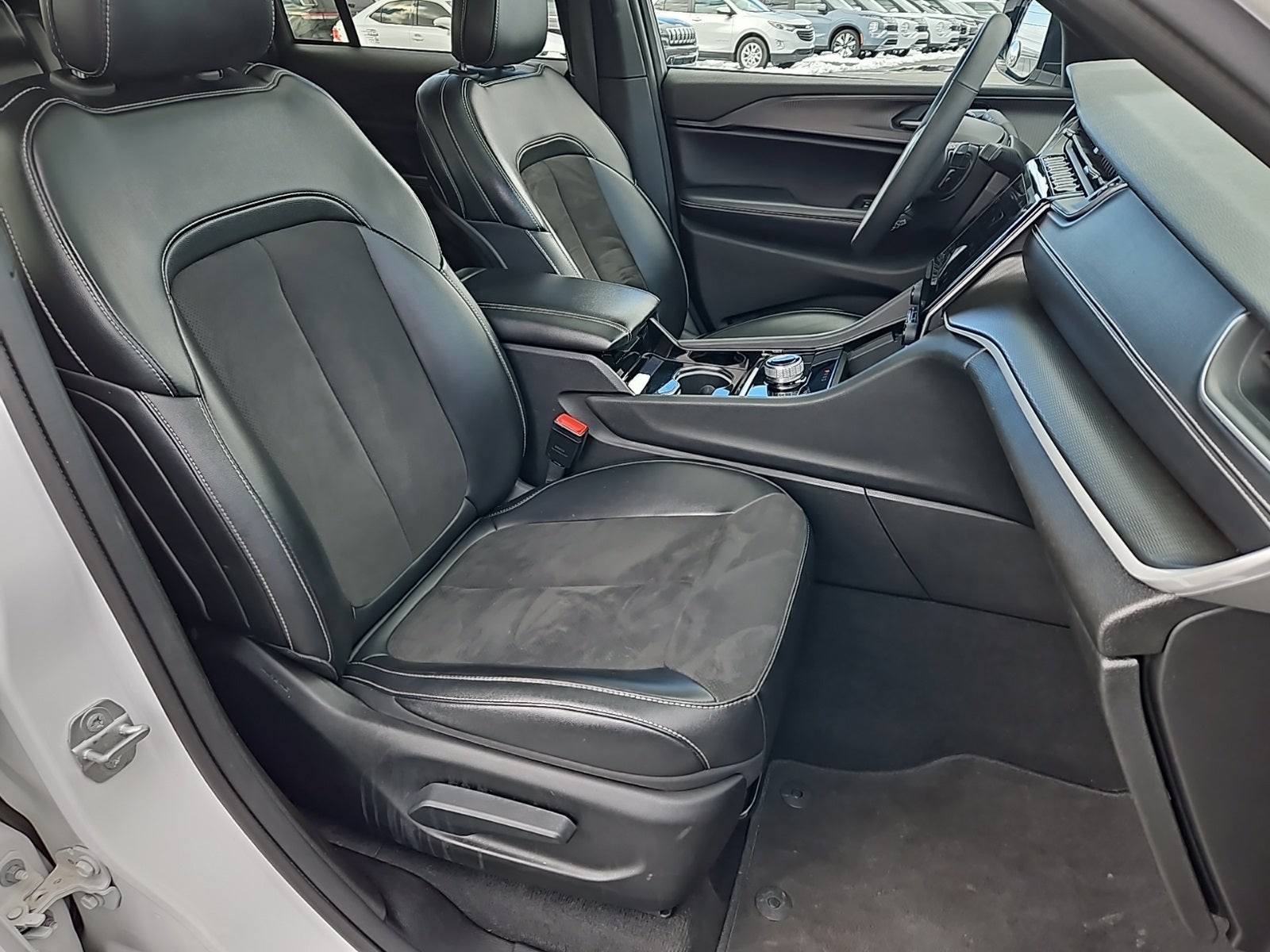 2023 Jeep Grand Cherokee Altitude 4x4