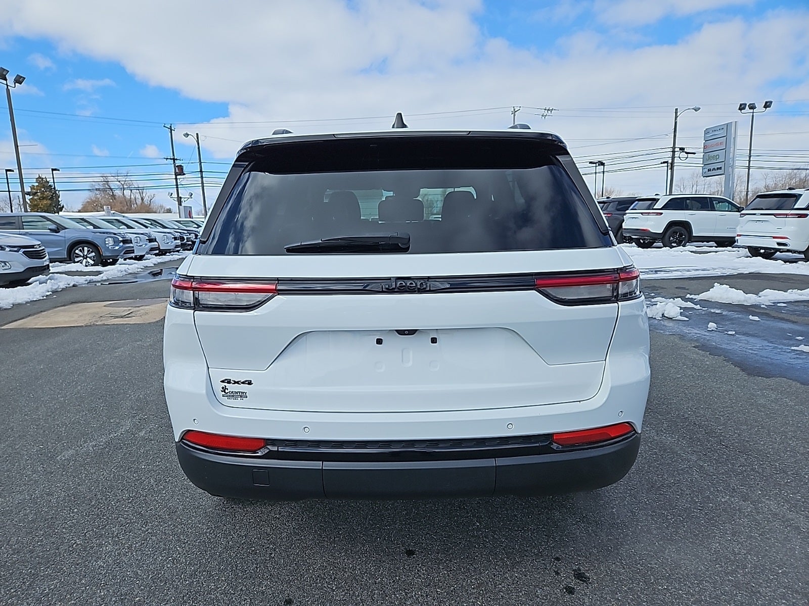 2023 Jeep Grand Cherokee Altitude 4x4