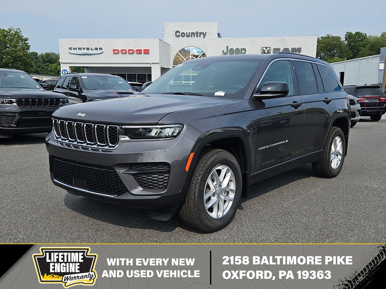 2026 Jeep Grand Cherokee GRAND CHEROKEE LAREDO X 4X4