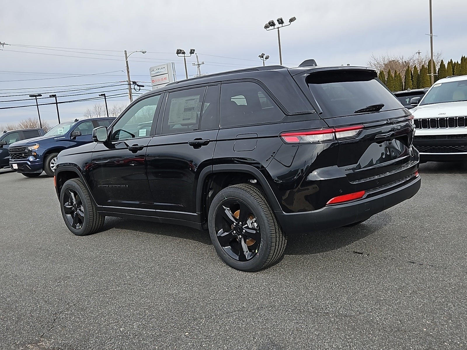 2025 Jeep Grand Cherokee GRAND CHEROKEE ALTITUDE X 4X4