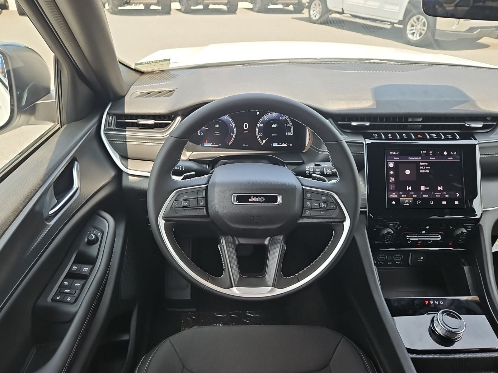 2026 Jeep Grand Cherokee GRAND CHEROKEE LAREDO X 4X4