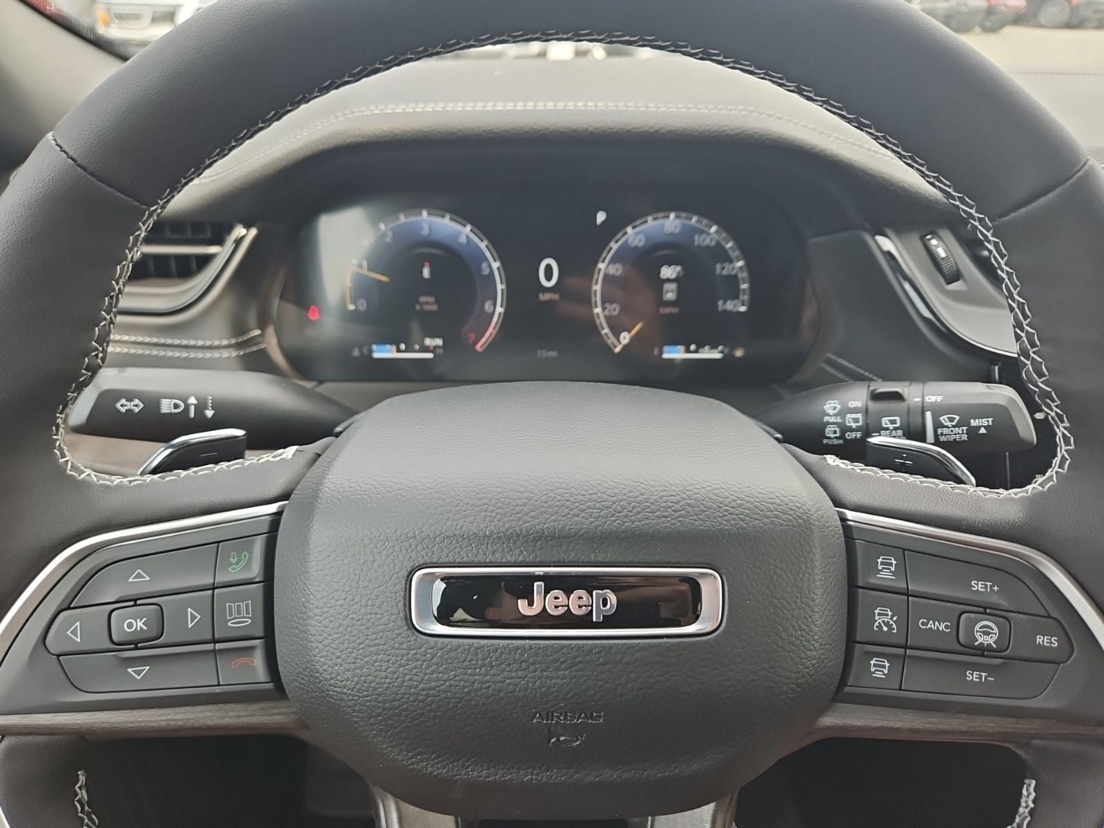 2026 Jeep Grand Cherokee GRAND CHEROKEE LAREDO ALTITUDE 4X4