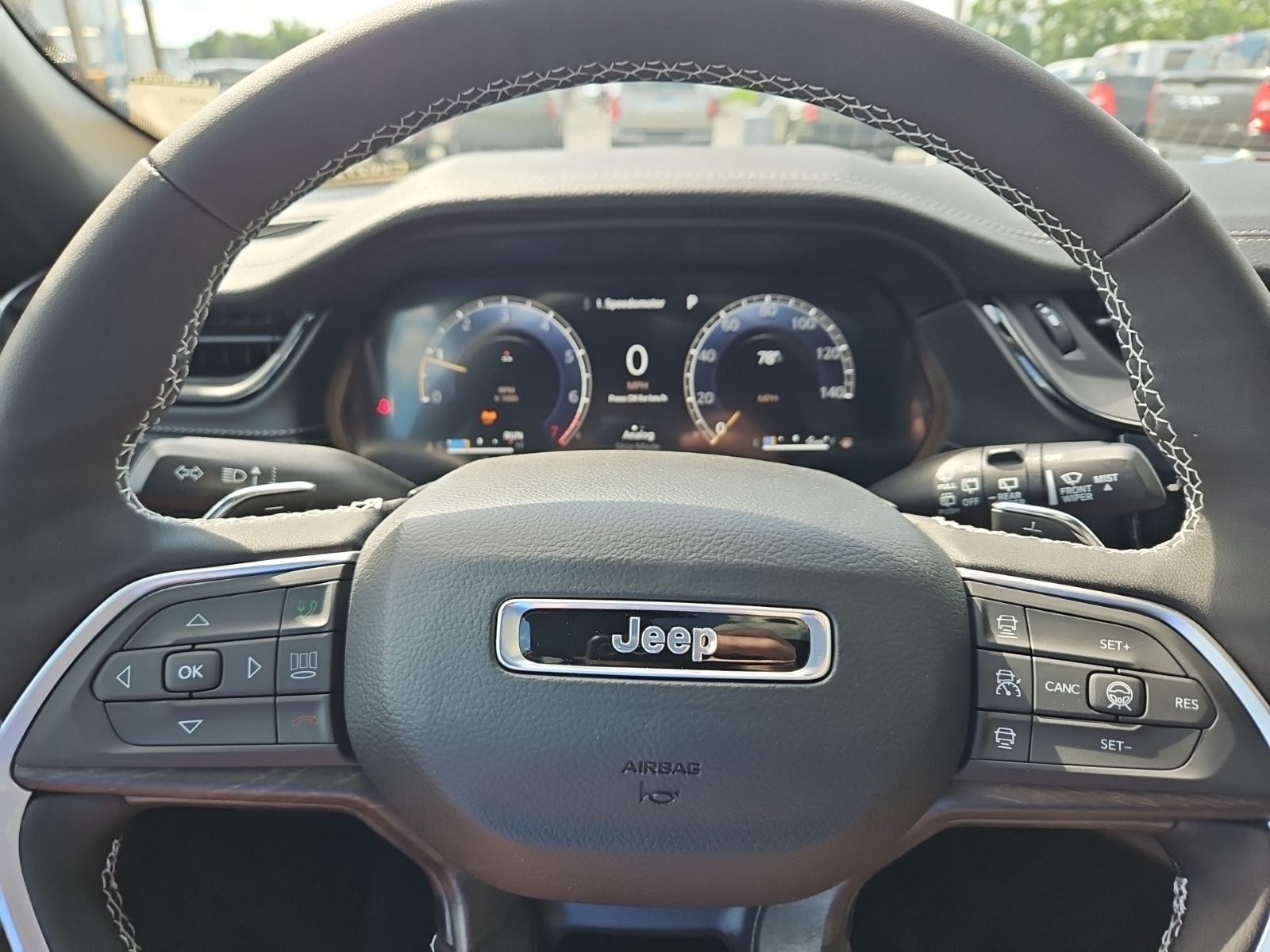 2026 Jeep Grand Cherokee GRAND CHEROKEE LAREDO ALTITUDE 4X4