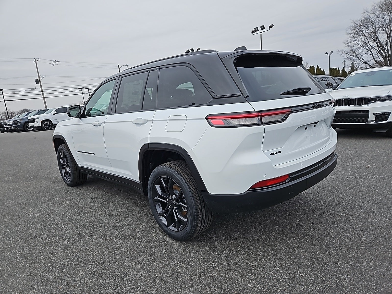 2025 Jeep Grand Cherokee GRAND CHEROKEE LIMITED 4X4