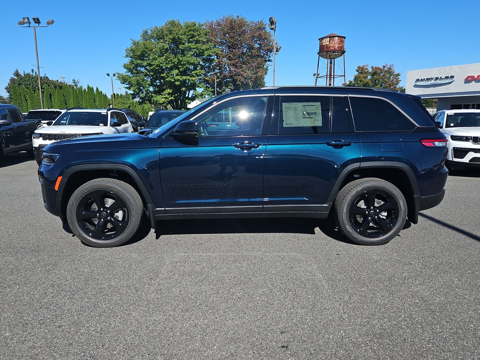 2027 Jeep Grand Cherokee GRAND CHEROKEE LIMITED 4X4