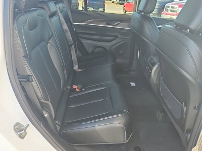 2027 Jeep Grand Cherokee GRAND CHEROKEE LIMITED 4X4
