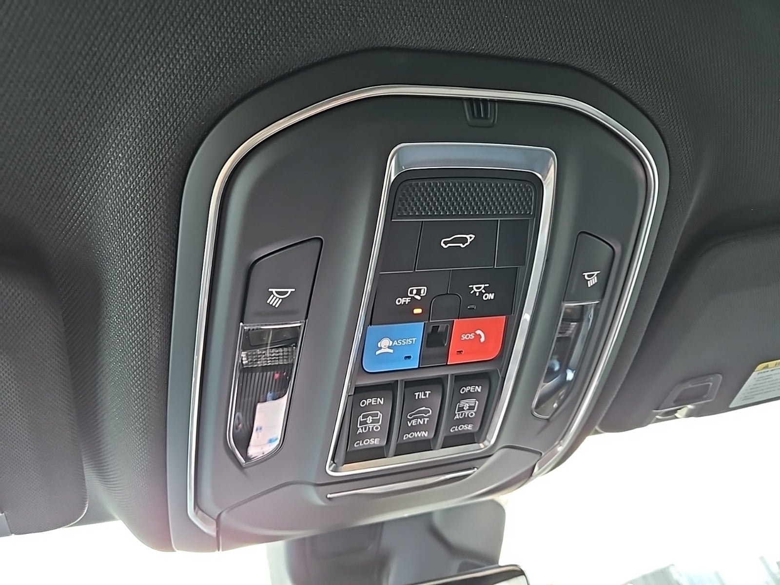 2025 Jeep Grand Cherokee GRAND CHEROKEE OVERLAND 4X4