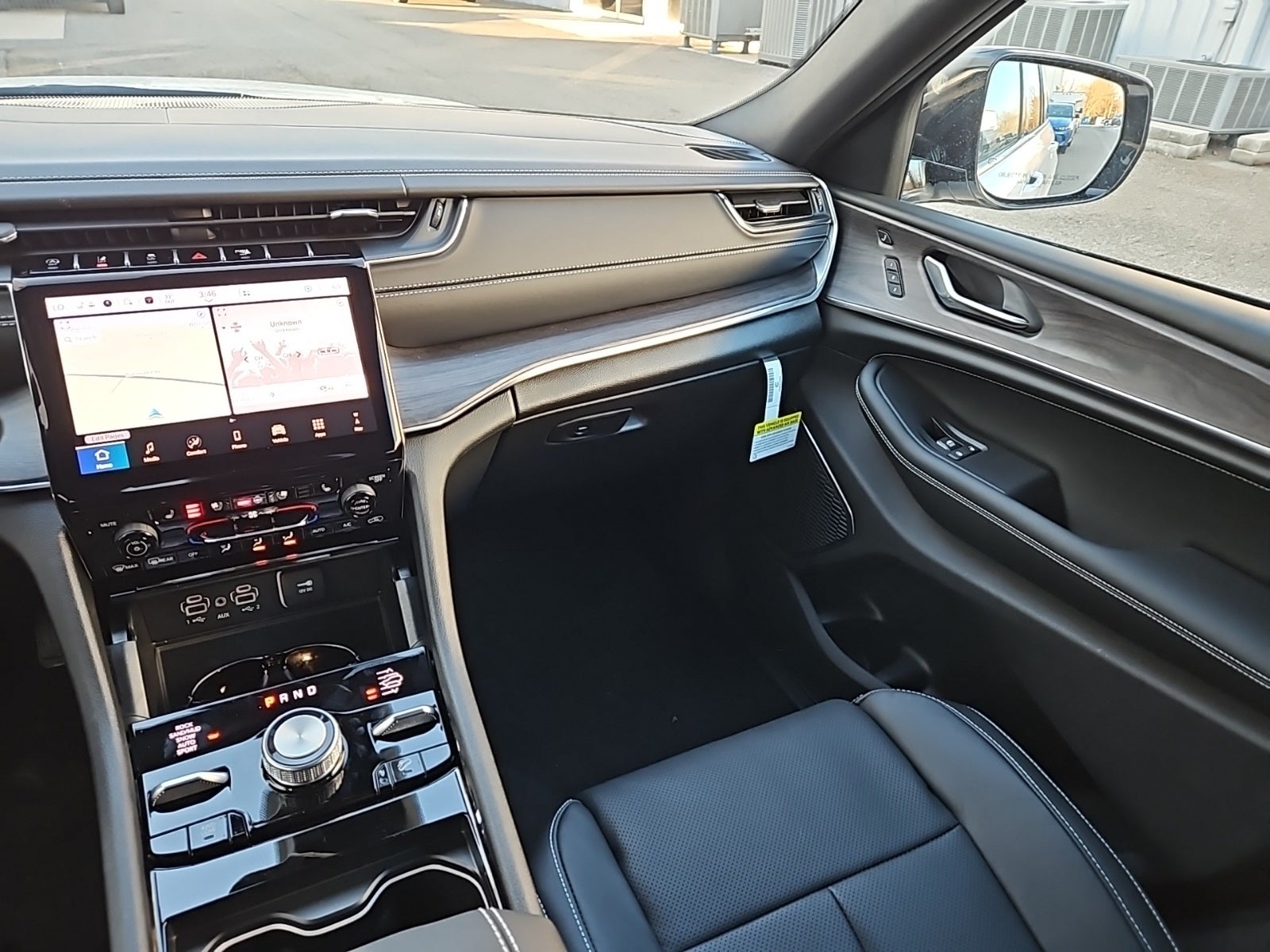 2025 Jeep Grand Cherokee GRAND CHEROKEE OVERLAND 4X4