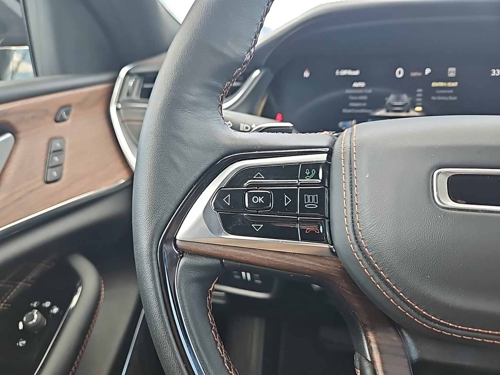 2023 Jeep Grand Cherokee Summit 4x4