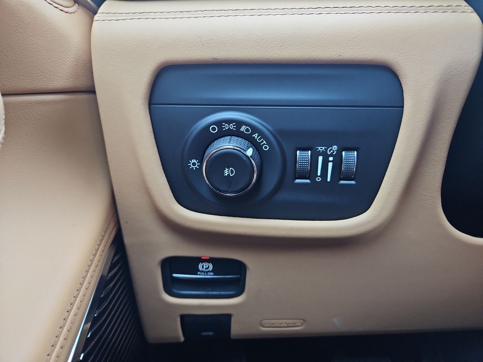 2026 Jeep Grand Cherokee GRAND CHEROKEE SUMMIT 4X4