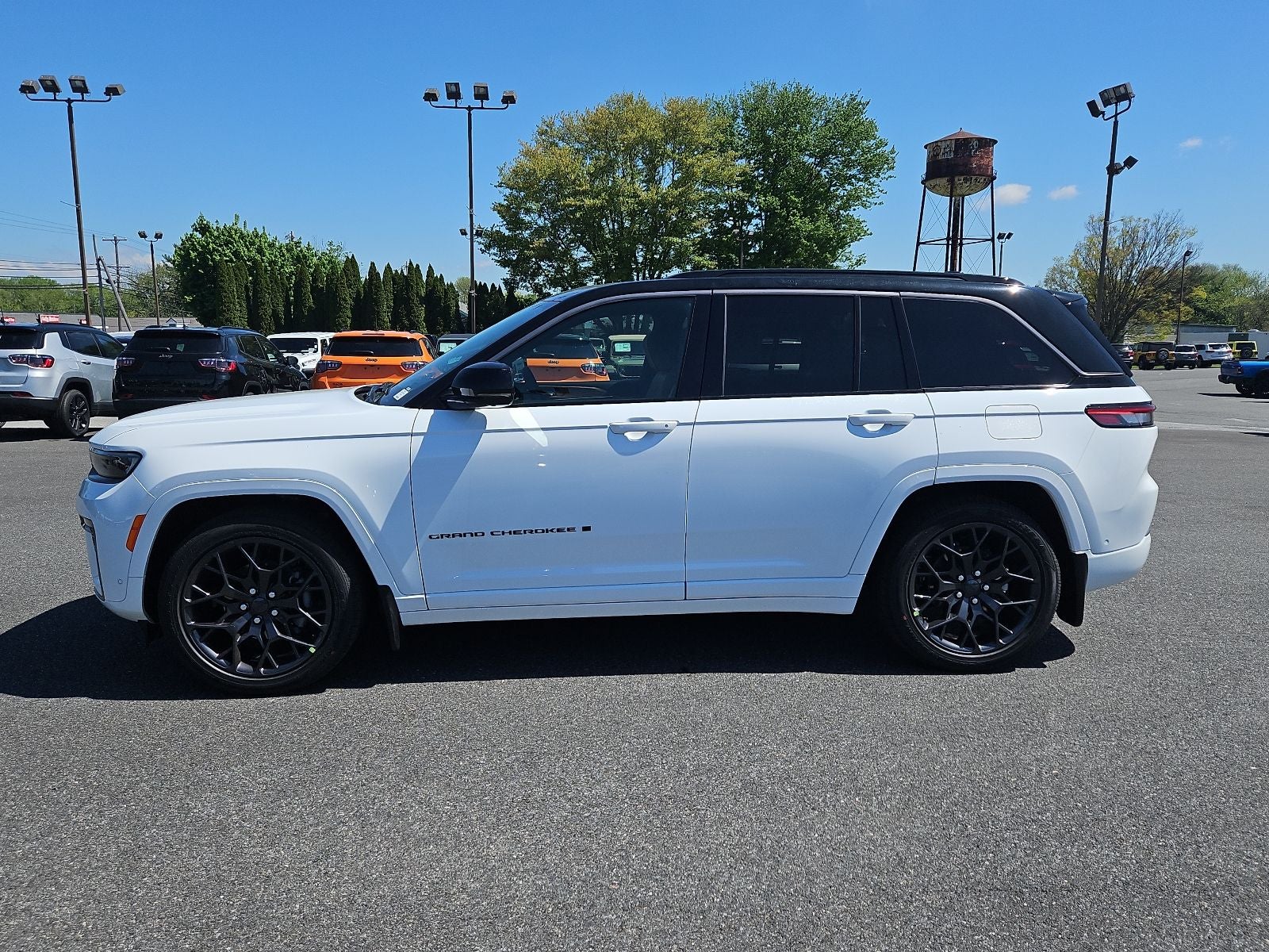 2026 Jeep Grand Cherokee GRAND CHEROKEE SUMMIT 4X4
