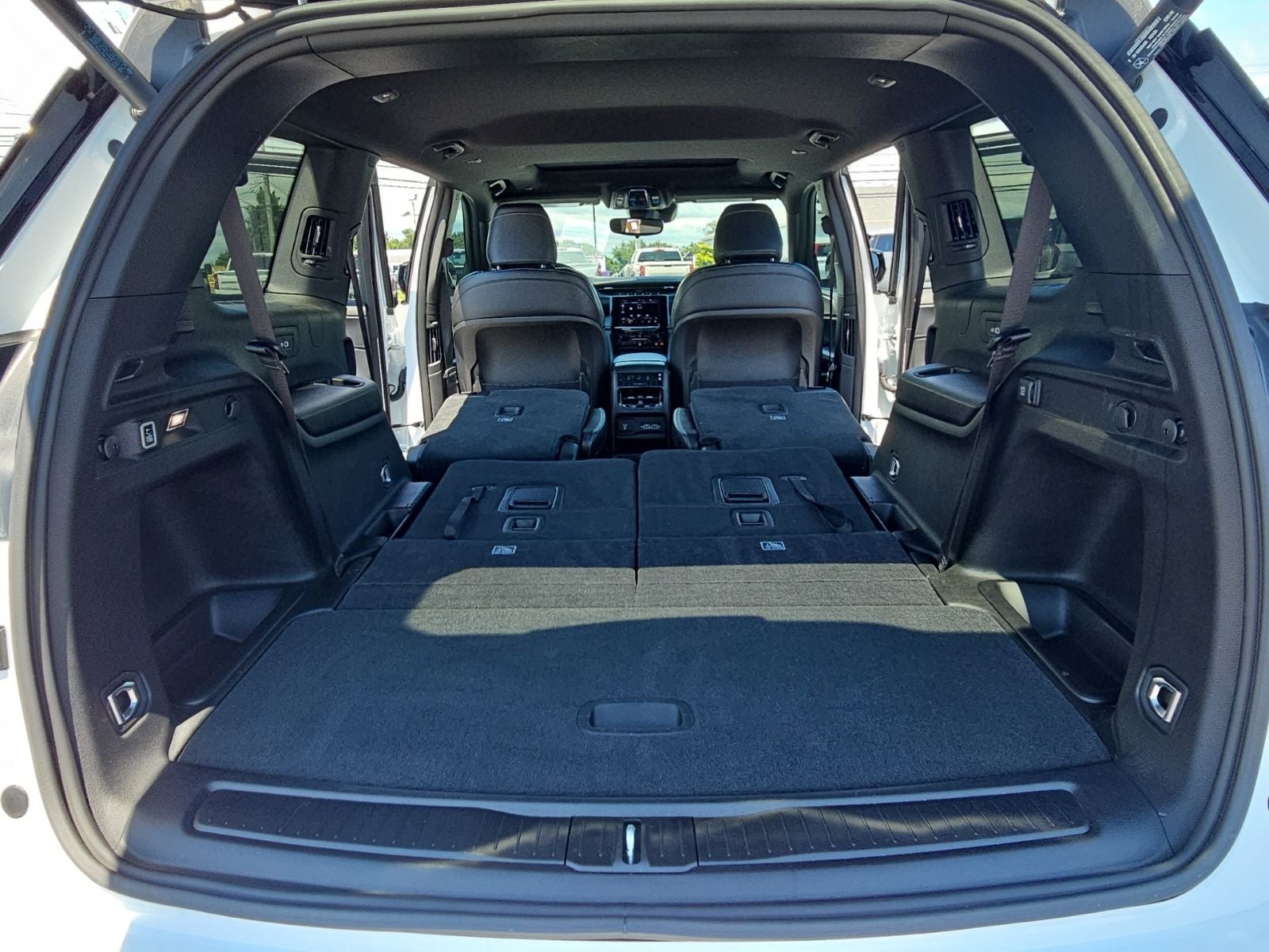 2024 Jeep Grand Cherokee L Altitude X 4x4