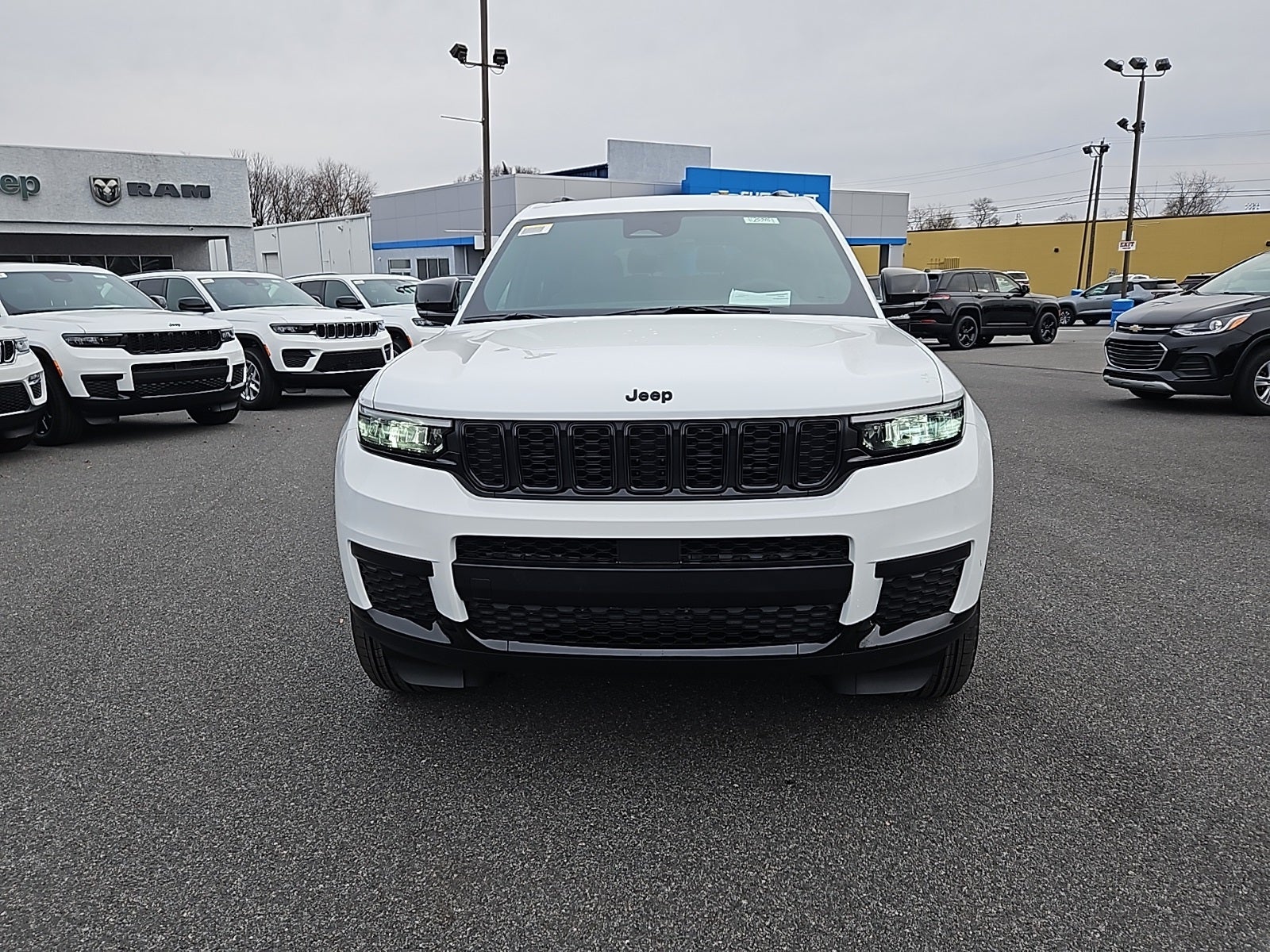 2025 Jeep Grand Cherokee GRAND CHEROKEE L ALTITUDE X 4X4