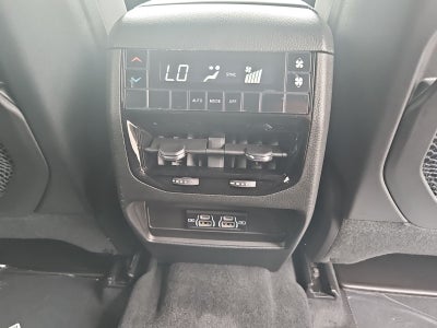 2026 Jeep Grand Cherokee GRAND CHEROKEE L LAREDO 4X4