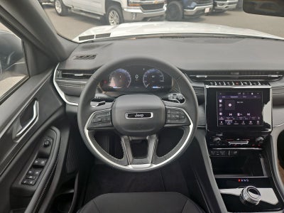 2025 Jeep Grand Cherokee L Laredo X 4x4