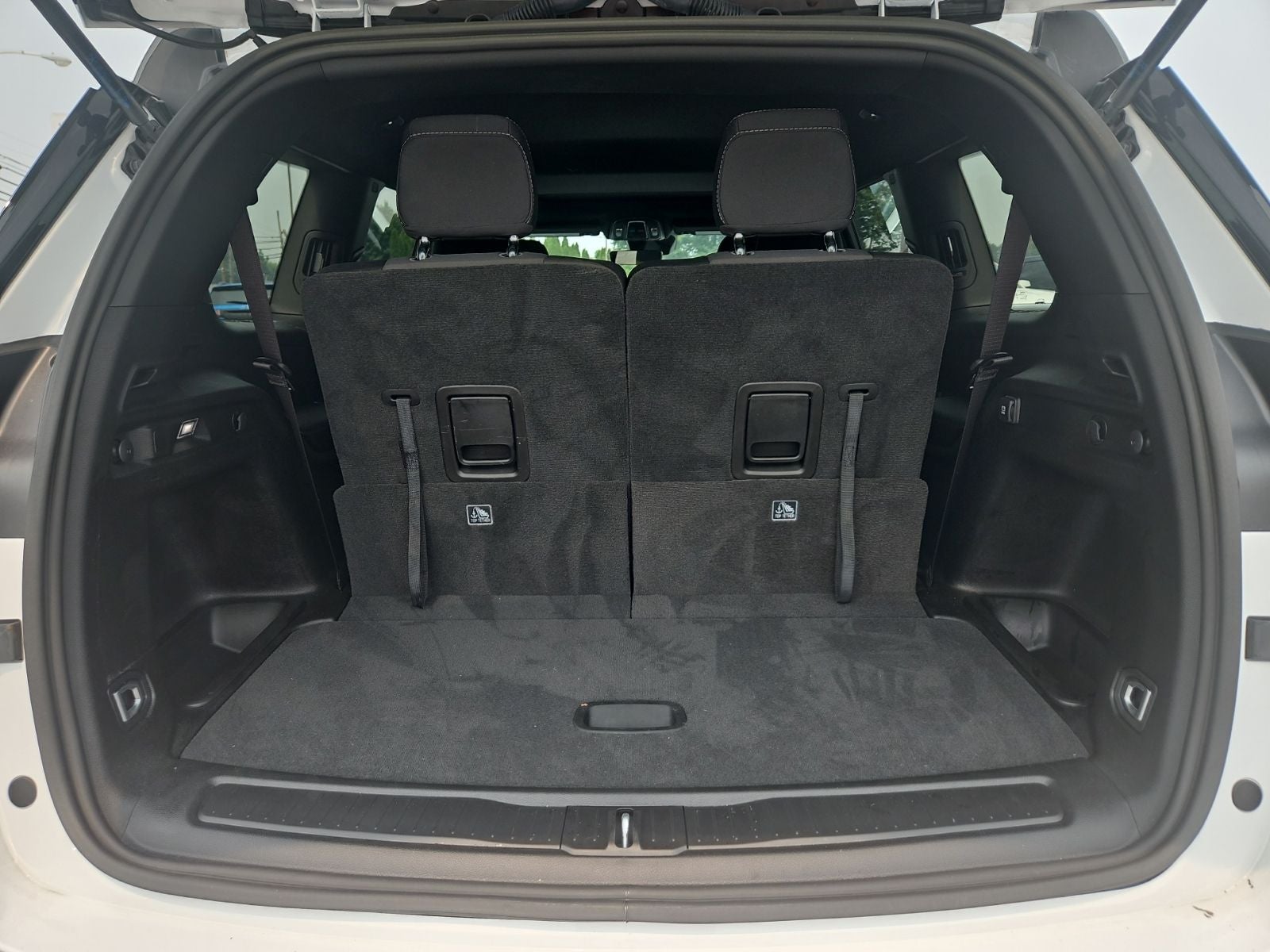 2025 Jeep Grand Cherokee L Laredo X 4x4