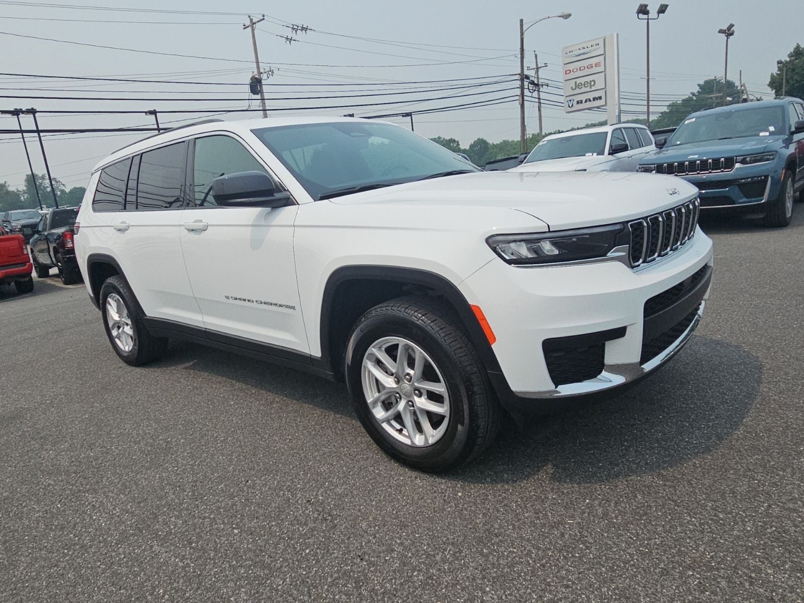 2025 Jeep Grand Cherokee L Laredo X 4x4