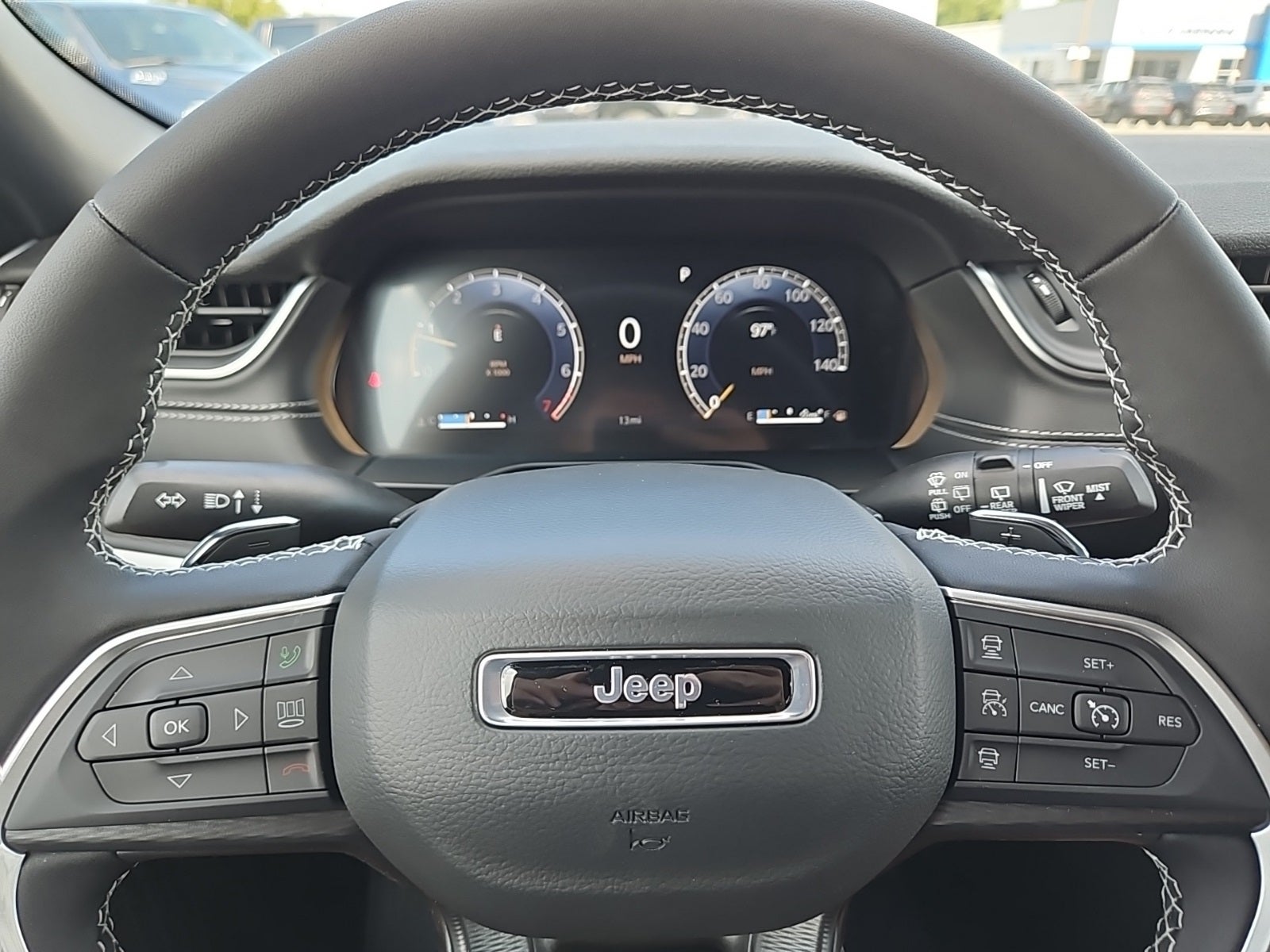 2025 Jeep Grand Cherokee GRAND CHEROKEE L LAREDO X 4X4