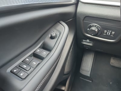 2025 Jeep Grand Cherokee GRAND CHEROKEE L LAREDO X 4X4