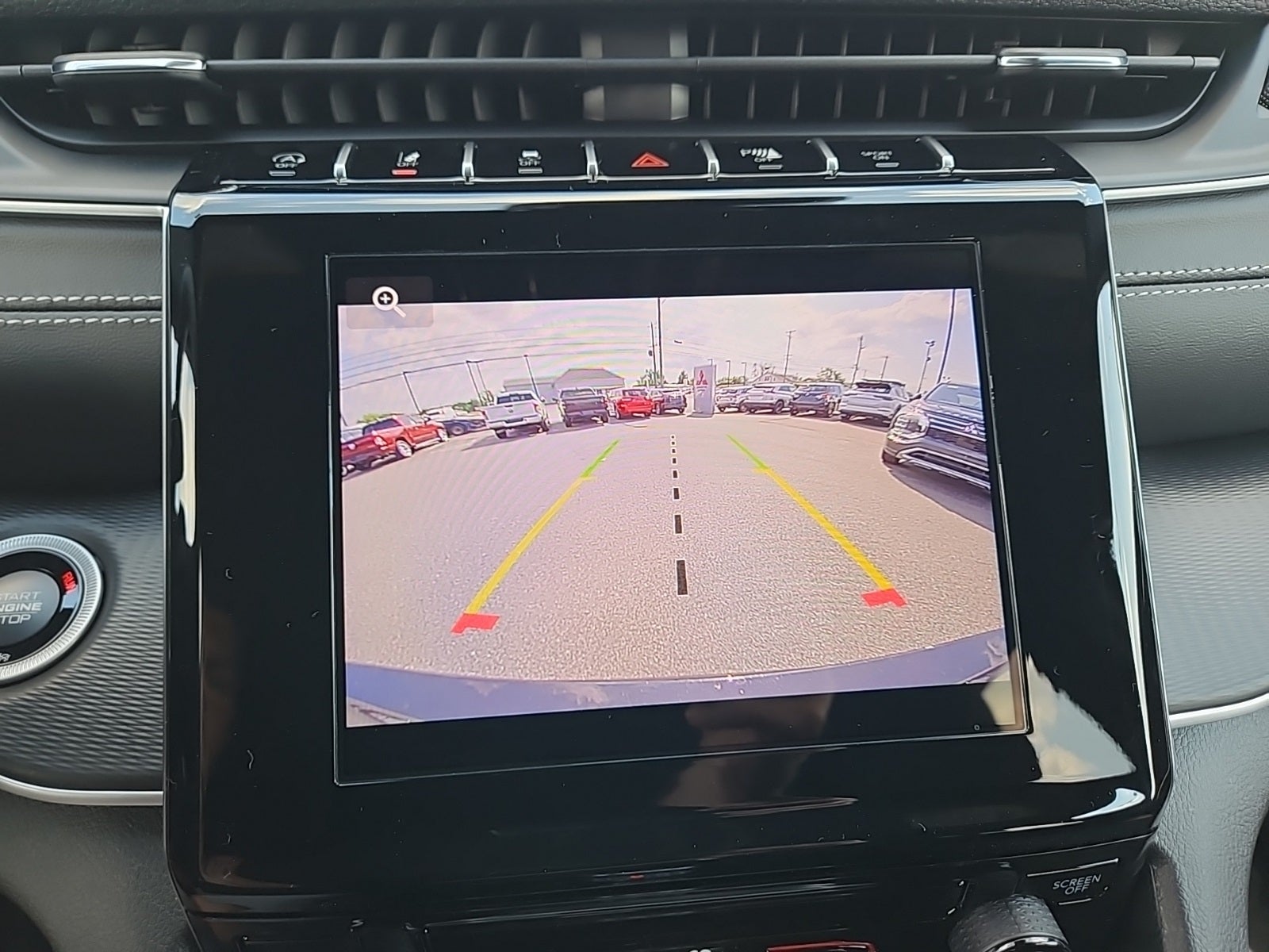 2025 Jeep Grand Cherokee GRAND CHEROKEE L LAREDO X 4X4