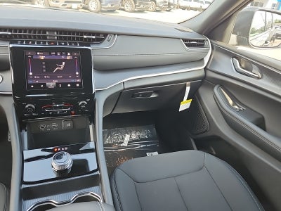 2025 Jeep Grand Cherokee GRAND CHEROKEE L LAREDO X 4X4