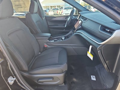 2027 Jeep Grand Cherokee GRAND CHEROKEE L LAREDO X 4X4