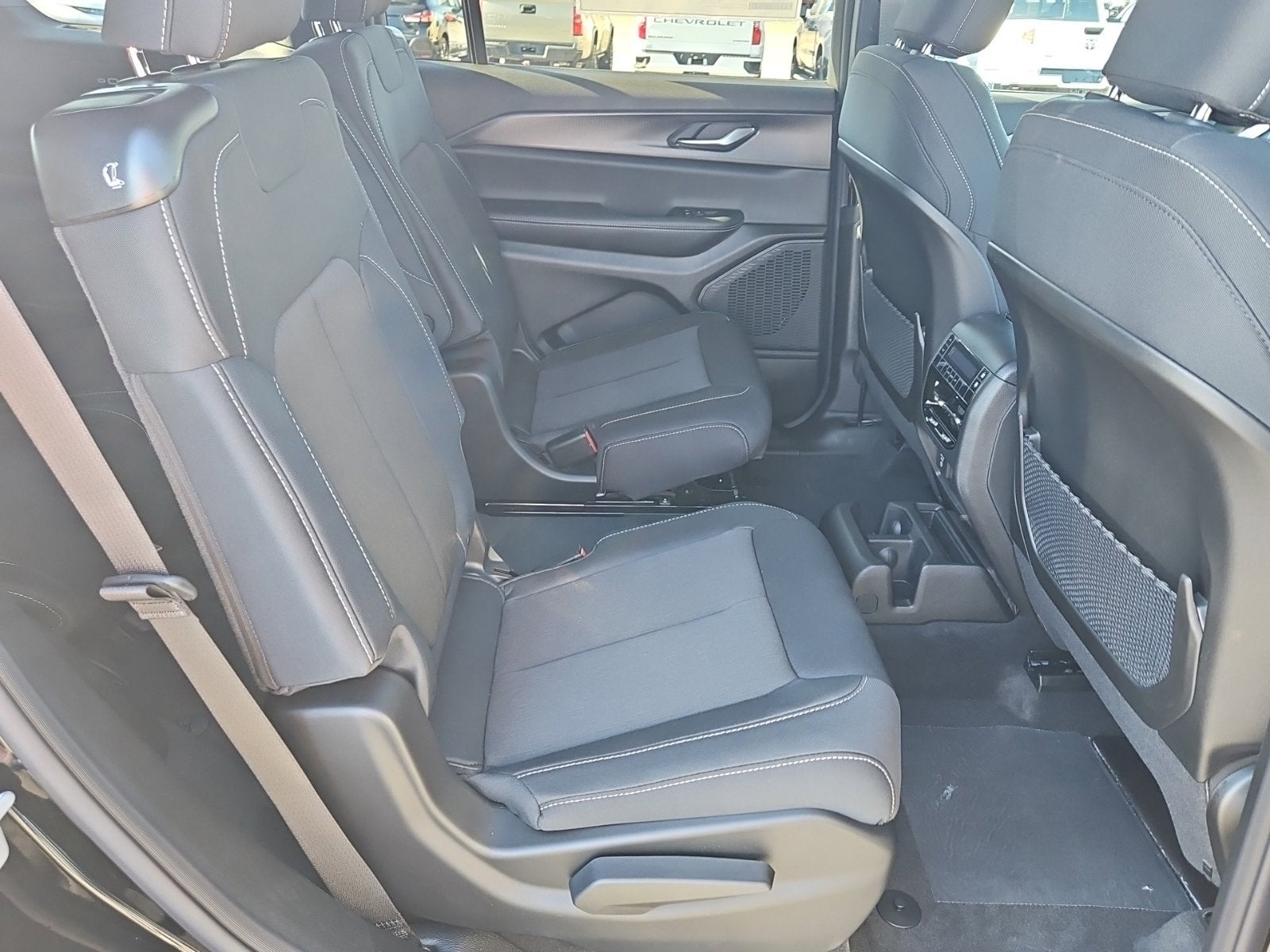 2027 Jeep Grand Cherokee GRAND CHEROKEE L LAREDO X 4X4