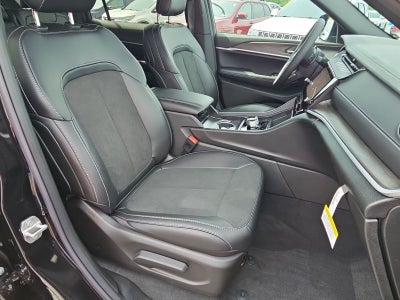 2026 Jeep Grand Cherokee GRAND CHEROKEE L LAREDO ALTITUDE 4X4