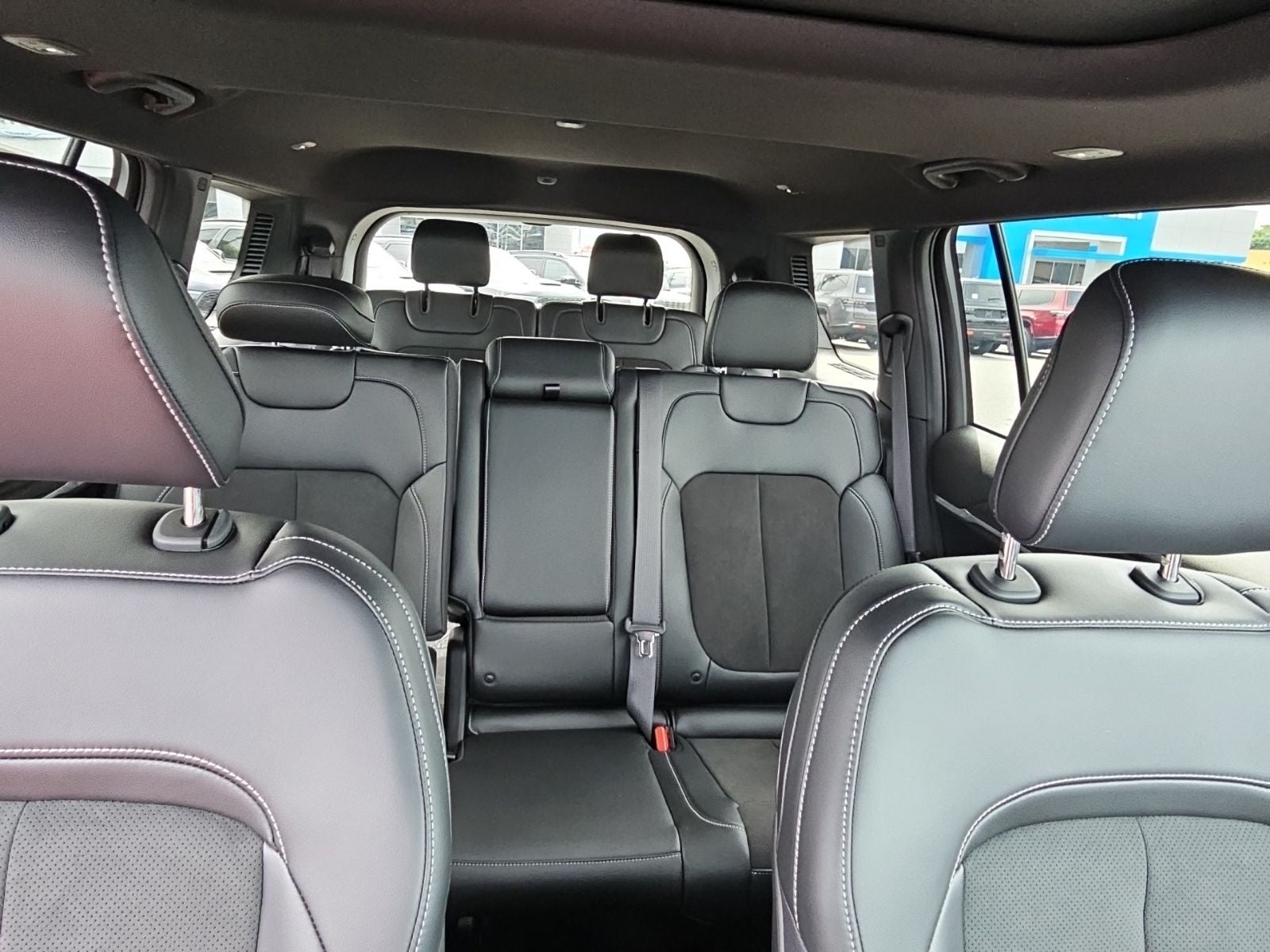 2026 Jeep Grand Cherokee GRAND CHEROKEE L LAREDO ALTITUDE 4X4