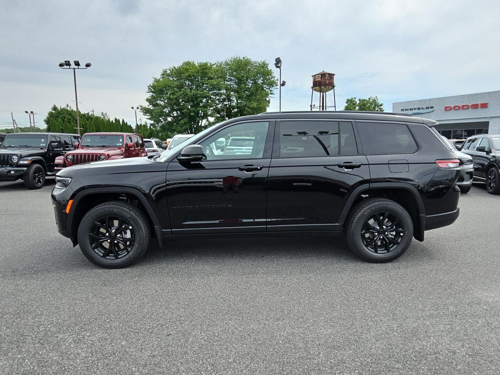 2026 Jeep Grand Cherokee GRAND CHEROKEE L LAREDO ALTITUDE 4X4