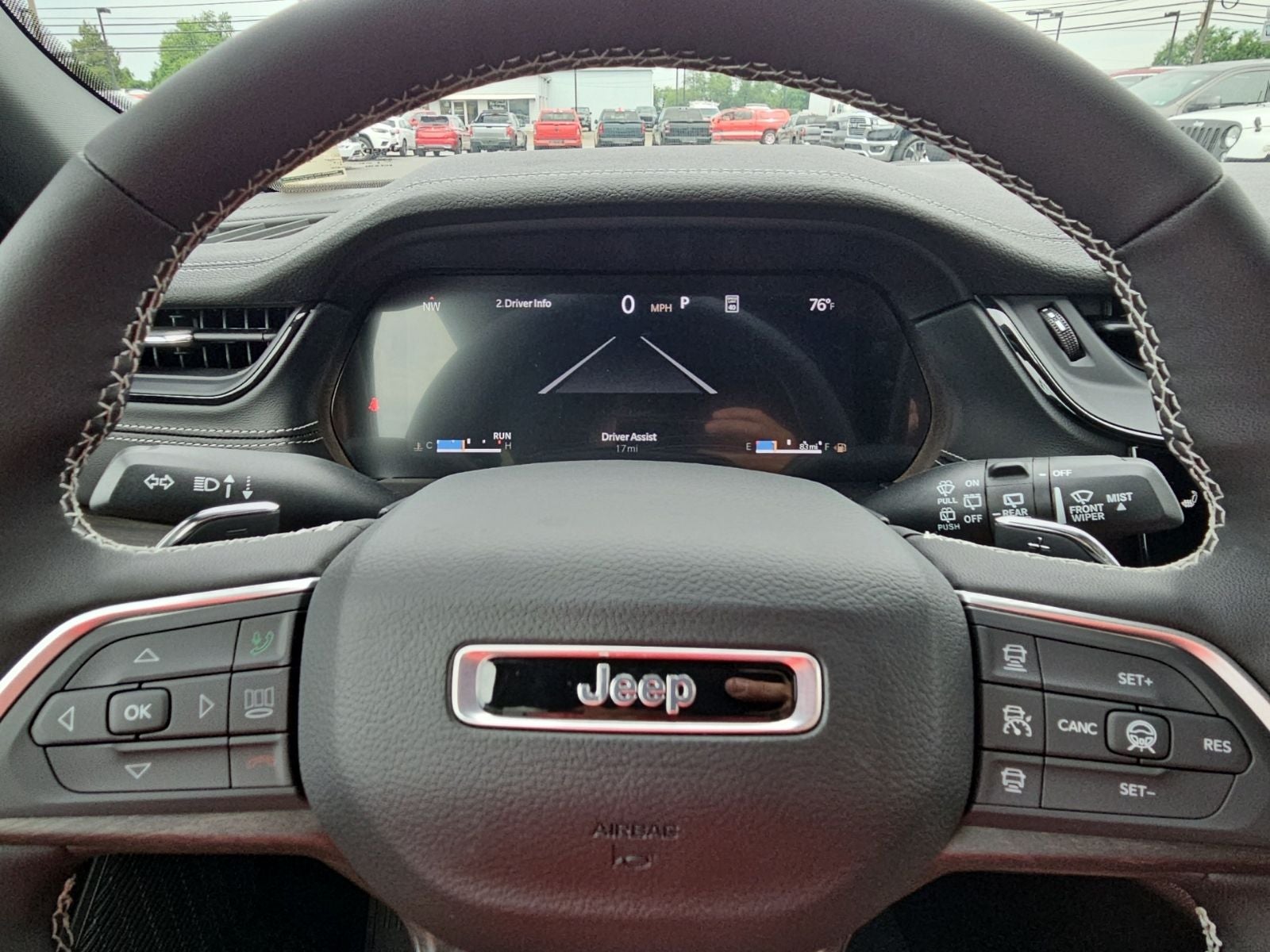 2026 Jeep Grand Cherokee GRAND CHEROKEE L LAREDO ALTITUDE 4X4