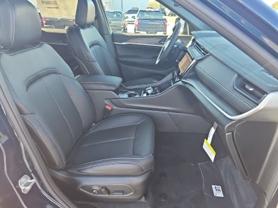 2027 Jeep Grand Cherokee GRAND CHEROKEE L LIMITED RESERVE 4X4