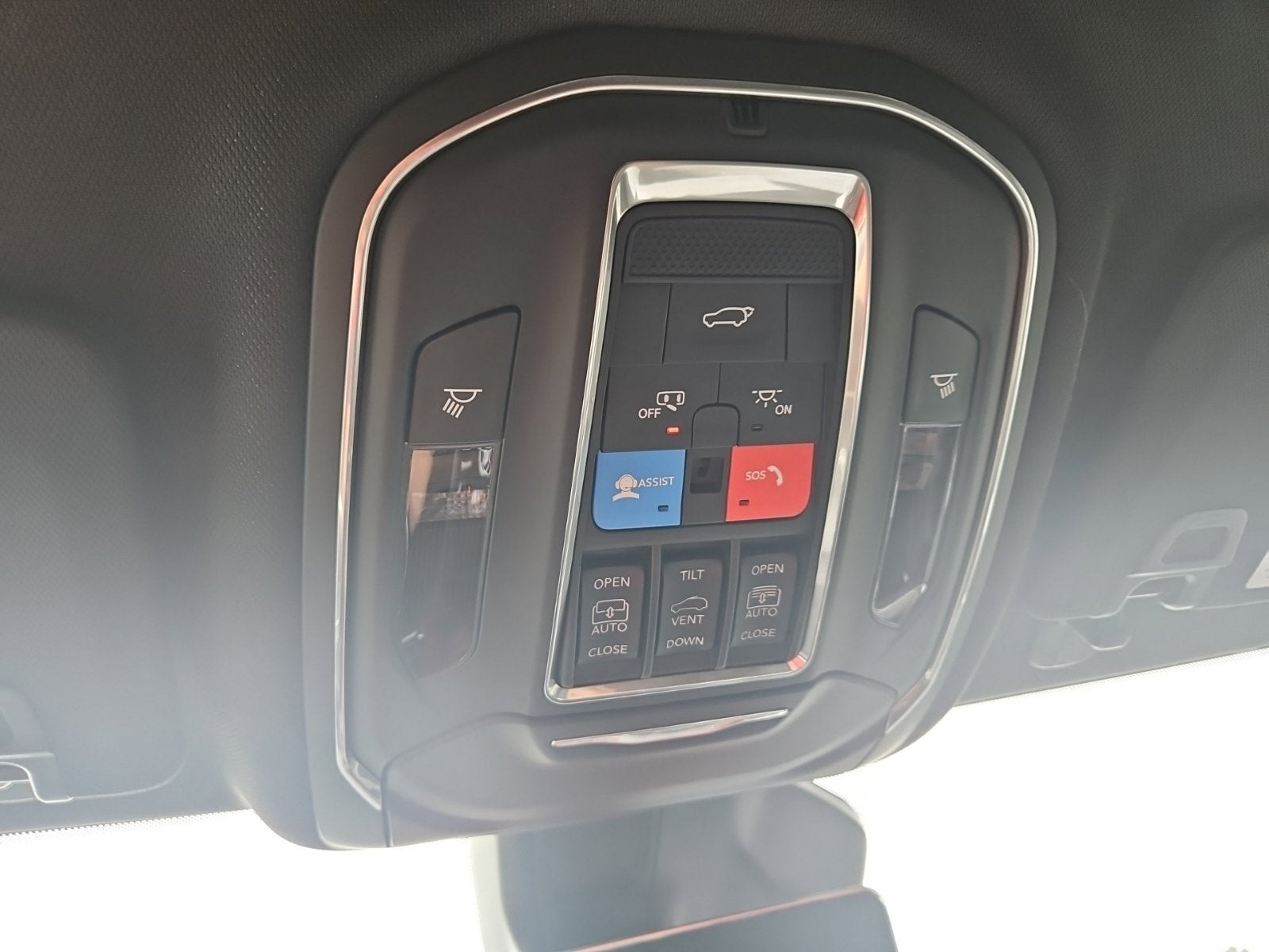 2027 Jeep Grand Cherokee GRAND CHEROKEE L LIMITED RESERVE 4X4