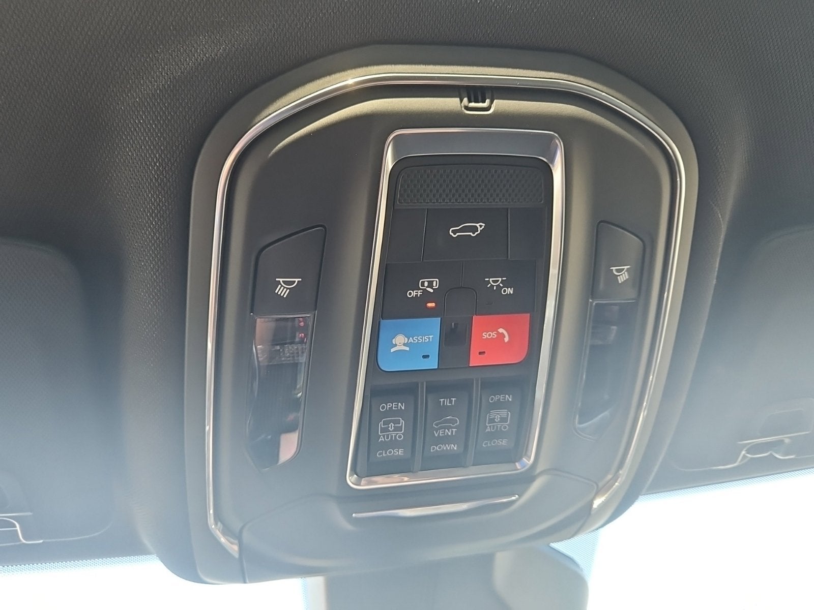 2027 Jeep Grand Cherokee GRAND CHEROKEE L LIMITED RESERVE 4X4