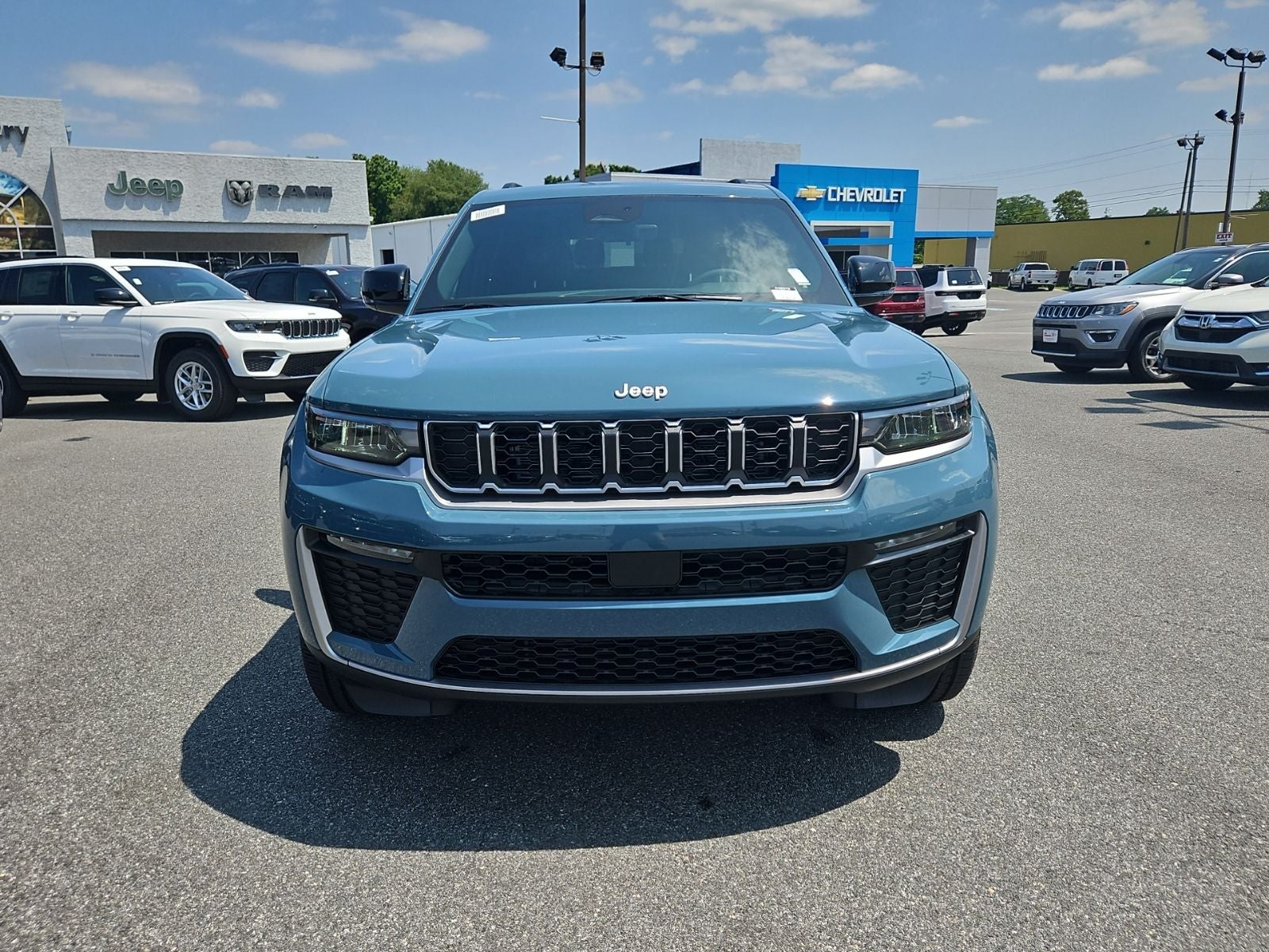 2026 Jeep Grand Cherokee GRAND CHEROKEE L LIMITED 4X4