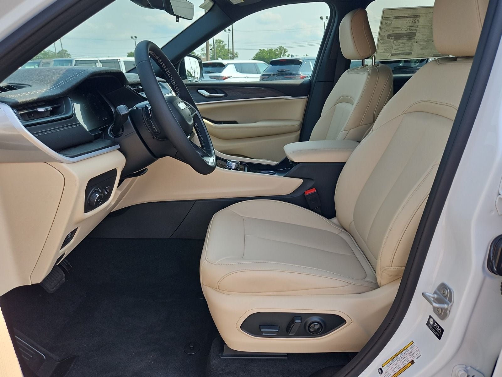 2026 Jeep Grand Cherokee GRAND CHEROKEE L LIMITED 4X4