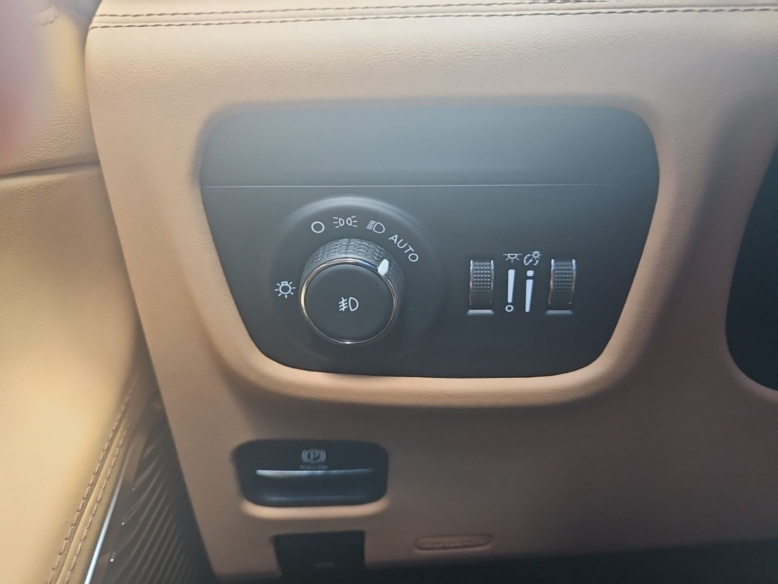 2025 Jeep Grand Cherokee L Summit Reserve 4x4