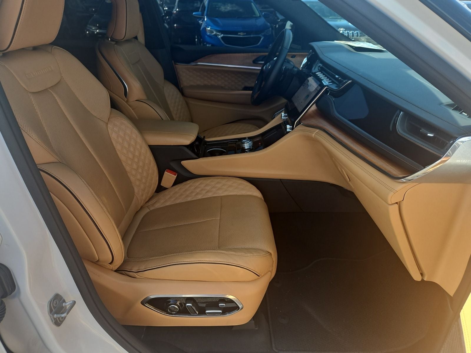 2025 Jeep Grand Cherokee L Summit Reserve 4x4