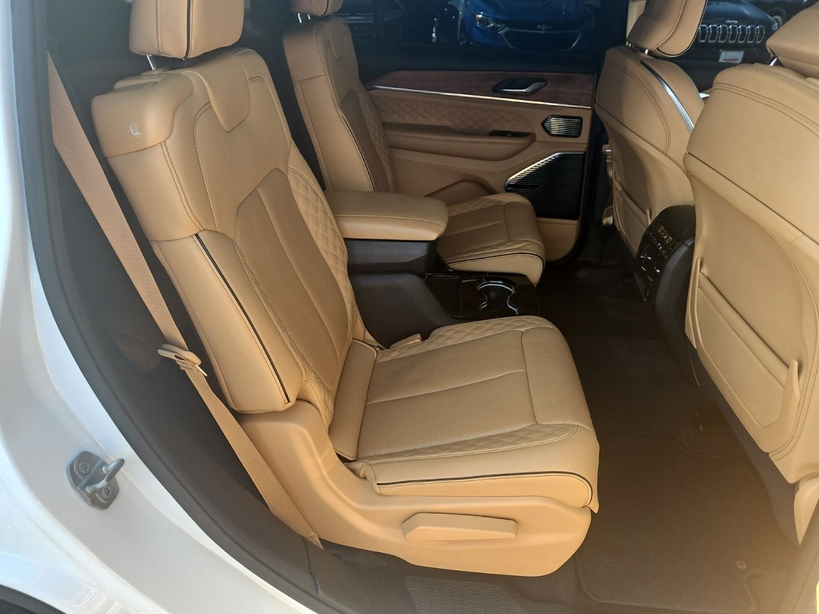 2025 Jeep Grand Cherokee L Summit Reserve 4x4