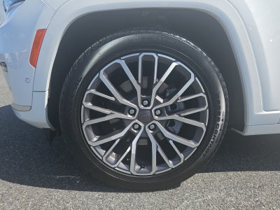 2025 Jeep Grand Cherokee L Summit Reserve 4x4