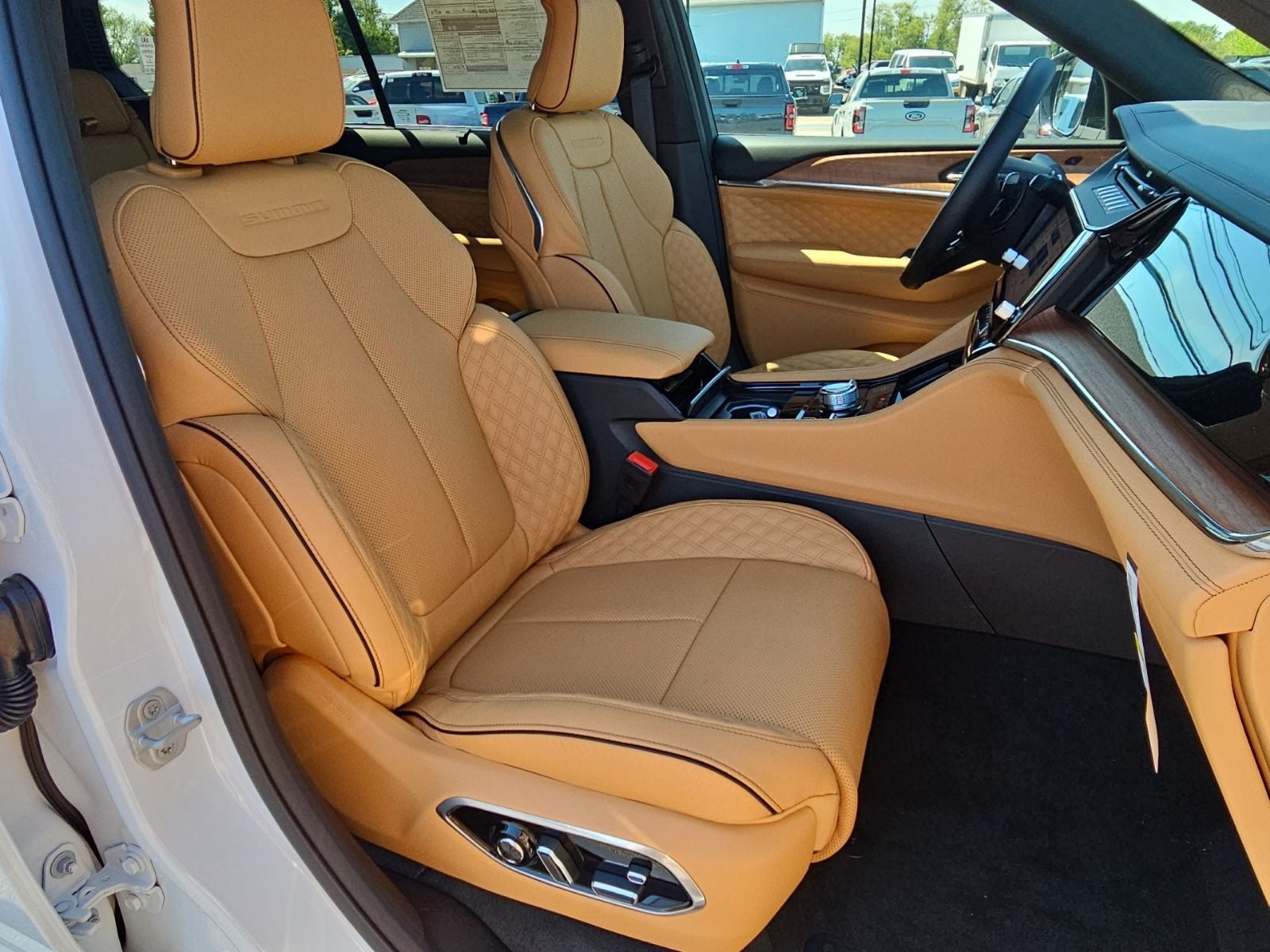 2026 Jeep Grand Cherokee GRAND CHEROKEE L SUMMIT 4X4